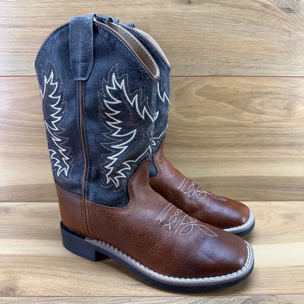 Cody James Boys Western Boots 2 D Brown Square Toe Embroidered Cowboy Rodeo